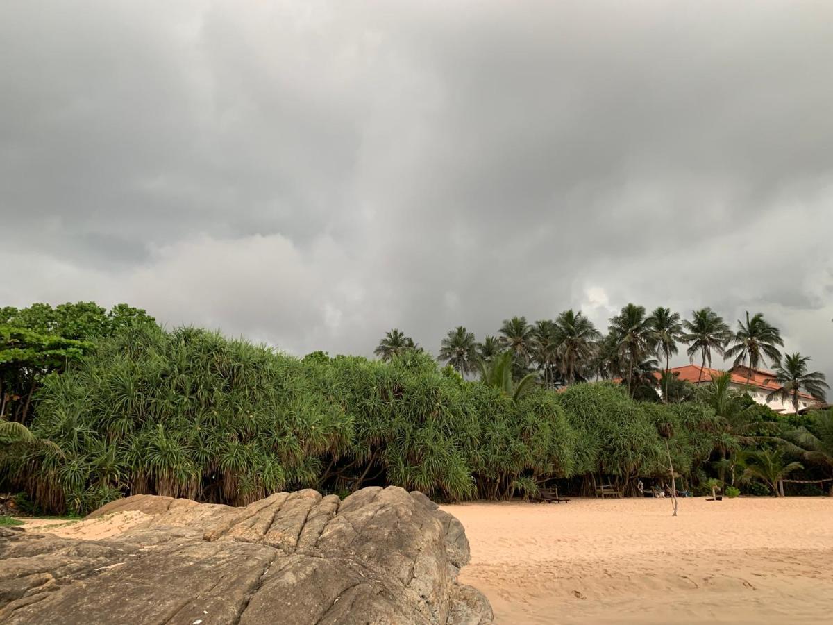 Tranquil Private Villa Near Bentota Beach Екстериор снимка